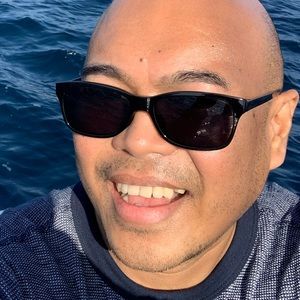 Meet your Posher, Doroteo dennis